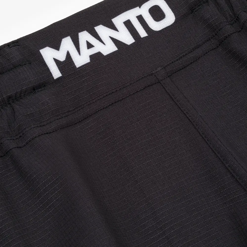 manto shorts logo dual 7