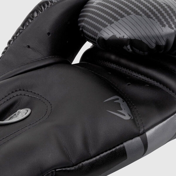 venum boxing gloves elite black:grey camo 3