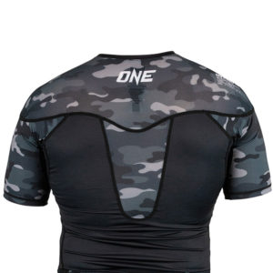 hyperfly x one fc rashguard short sleeve black camo 5